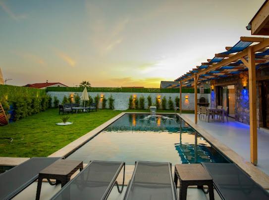 Villa Ege & Villa Yigit & Villa Yagiz - Happy Villalari Fethiye Exterior foto